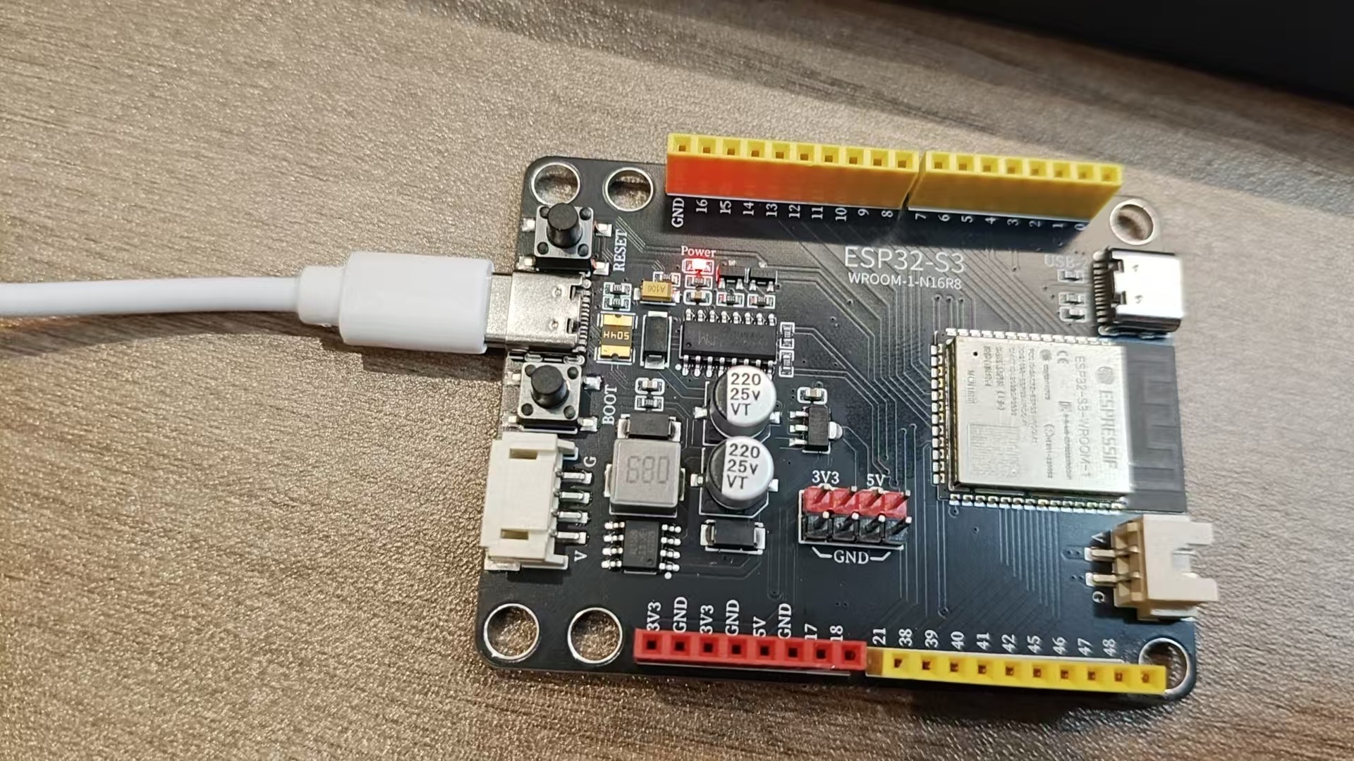 ESP32-S3 MOC（新）